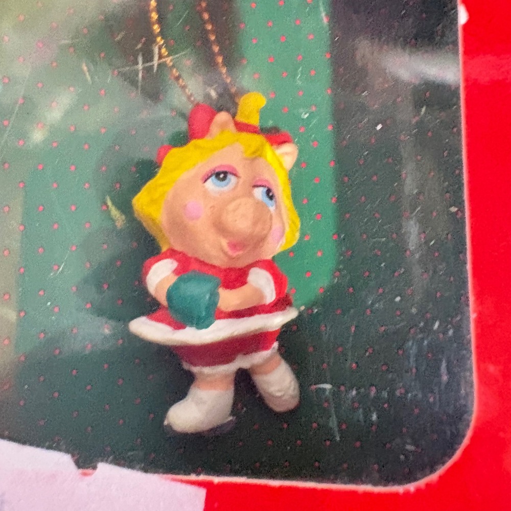 Vintage Muppet Babies Miss Piggy Miniature Christmas Ornament Applause 51007